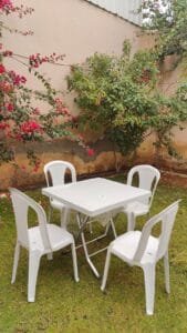 طاولة مستطيل تسفيط مع 4 كراسي العزايم