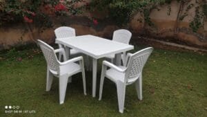 طاولة مستطيل رجل بلاستيك مع 4 كراسي الفخامة