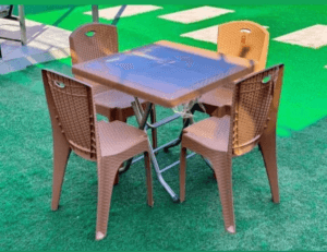 طقم طاولة مربع تسفيط مع 4 كراسي الليث مدمج وقوي للمساحات المحدودة القوية