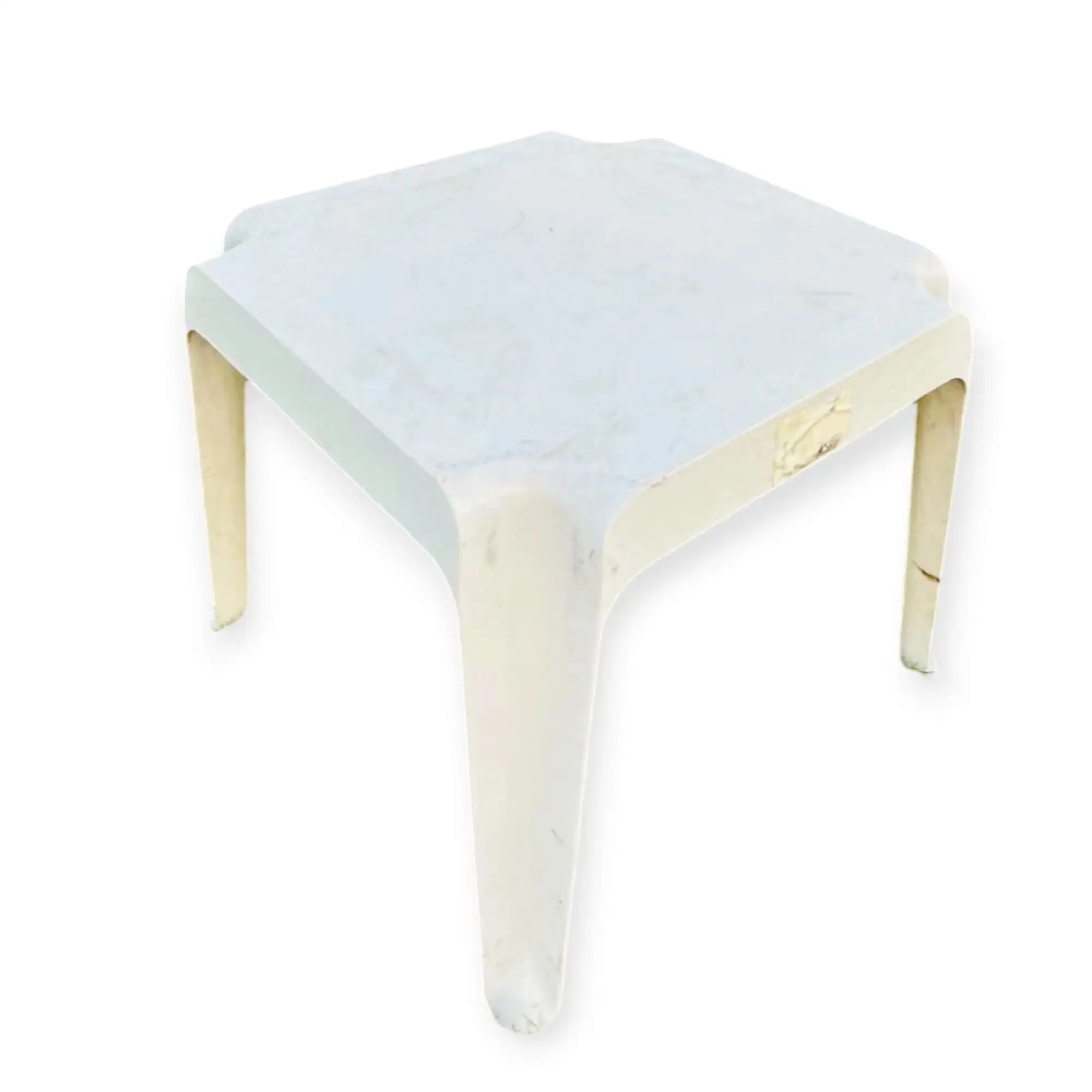 طاولة خدمة بلاستيك تورينو إيطالية التصميم والأناقة