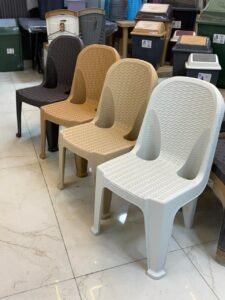 كرسي الليون – كرسي بلاستيك متين وعصري للمنازل والمناسبات – أناقة المنازل التجارية